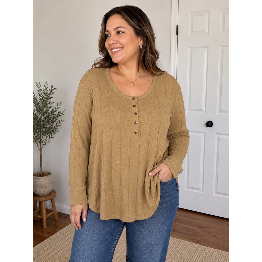 Roamans Womens 2X Henley Top Camel Tan Ribbed Long Sleeve Scoop Neck 26/28